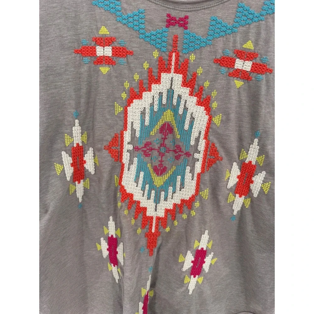 JW‎ Los Angeles Poncho Style T Shirt Women XS Taupe Embroidered Oversized